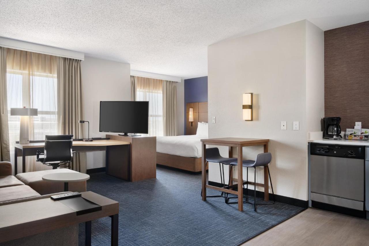 Hotel By Marriott Chicago Naperville/warrenville Warrenville